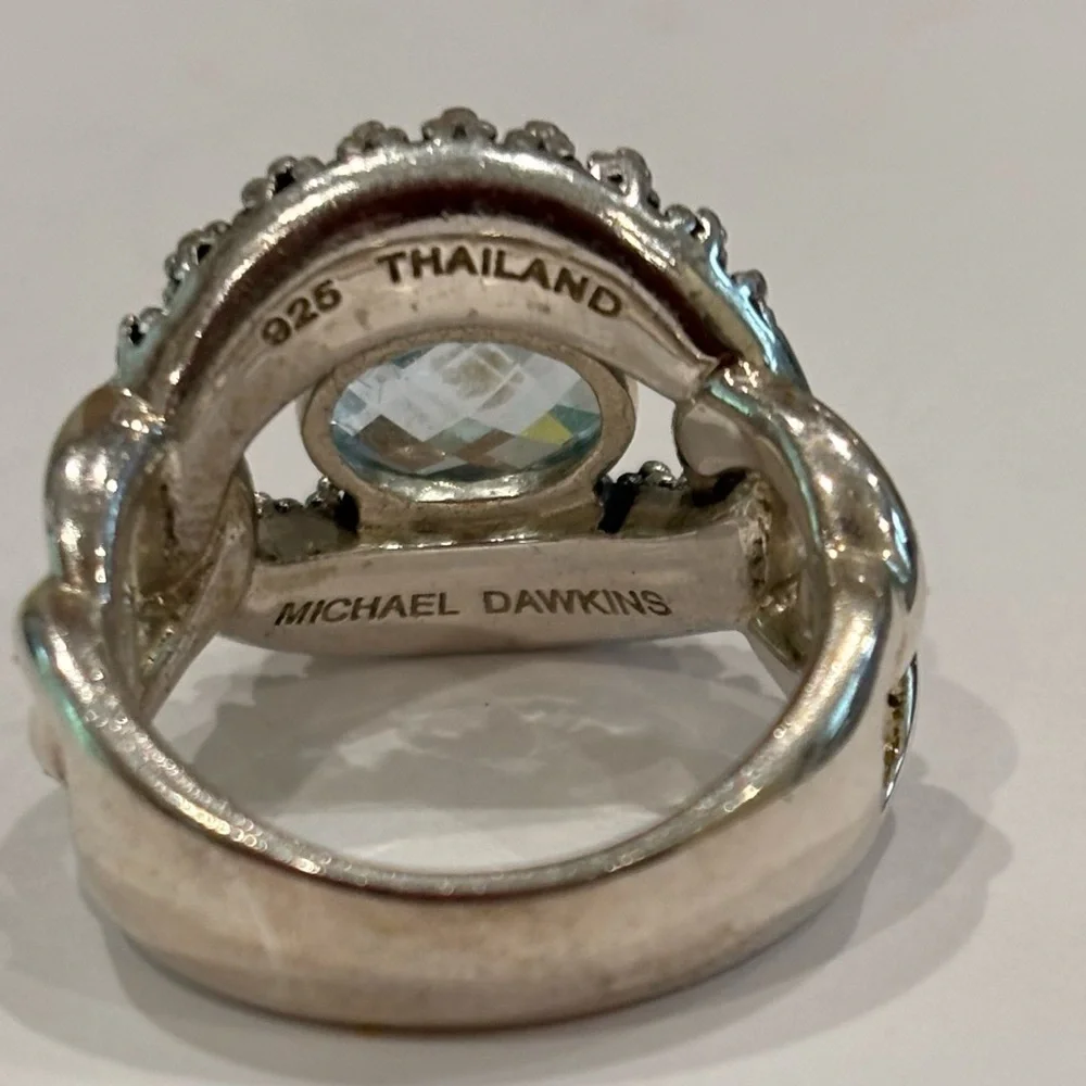 Michael Dawkins beautiful sterling and blue topaz stone. Size 8 - Picture 4 of 4